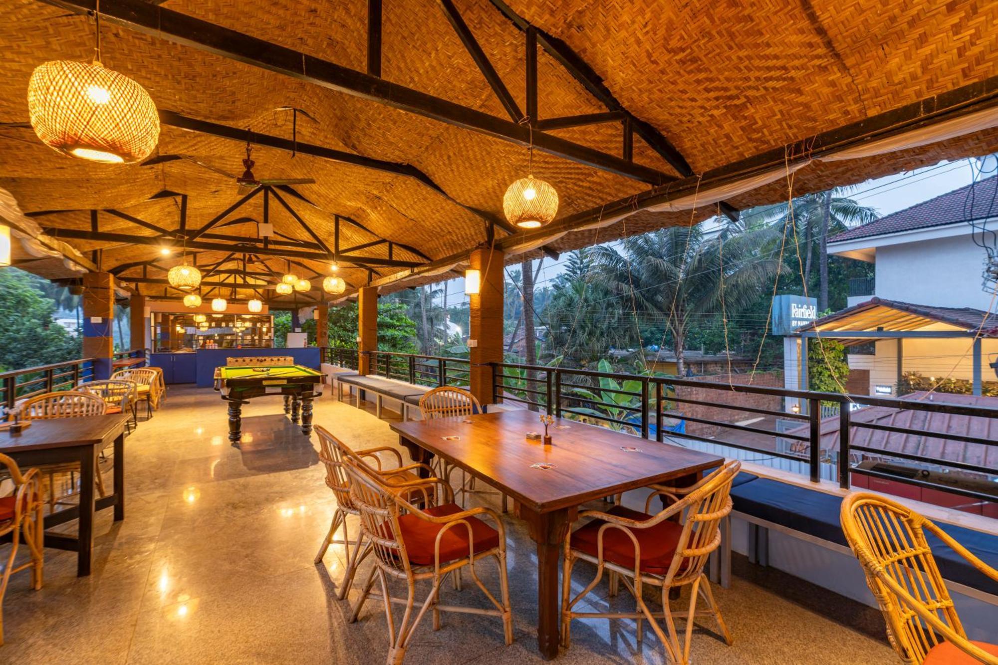 Madpackers Goa Anjuna - Bunks, Rooms, Community Exterior foto