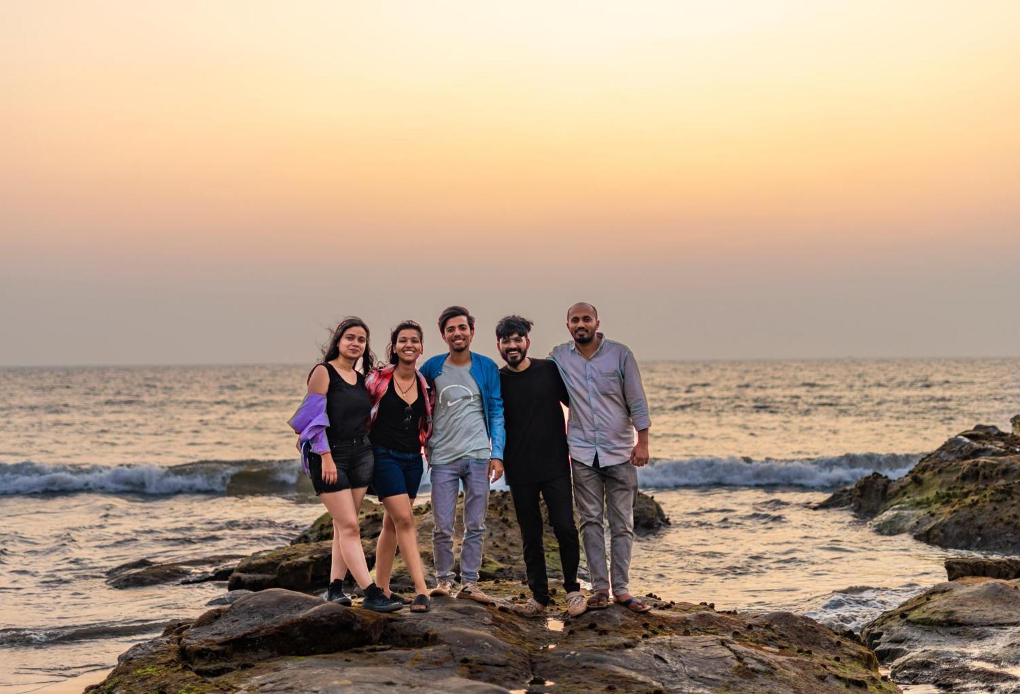 Madpackers Goa Anjuna - Bunks, Rooms, Community Exterior foto